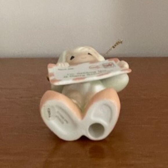 1998 Precious Moments Christmas Ornament - Sending You a Merry Christmas - Picture 3 of 3